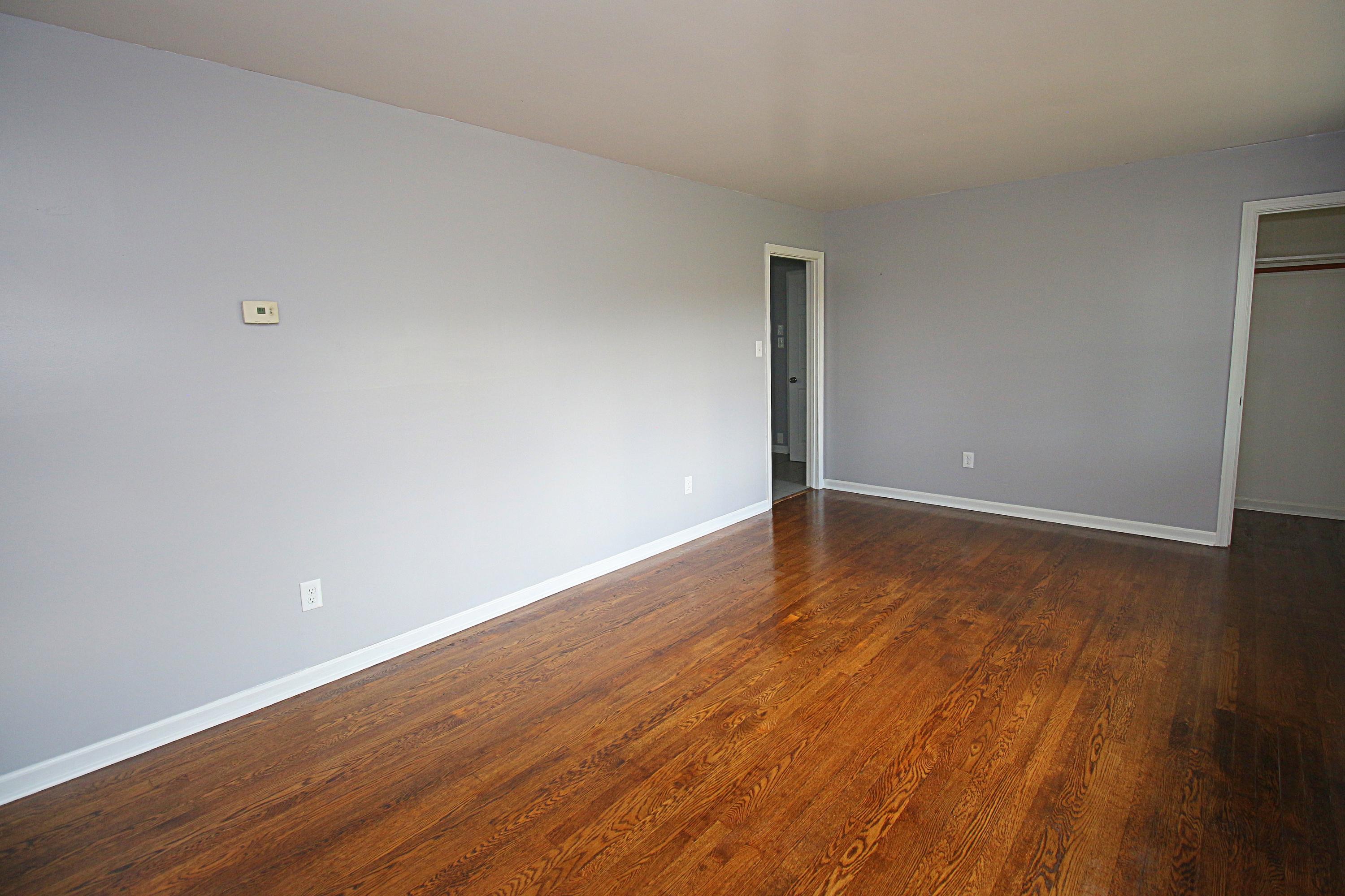 3532 Cove Road Roanoke, VA 24017 - Photo 3 of 40 IMG_3122