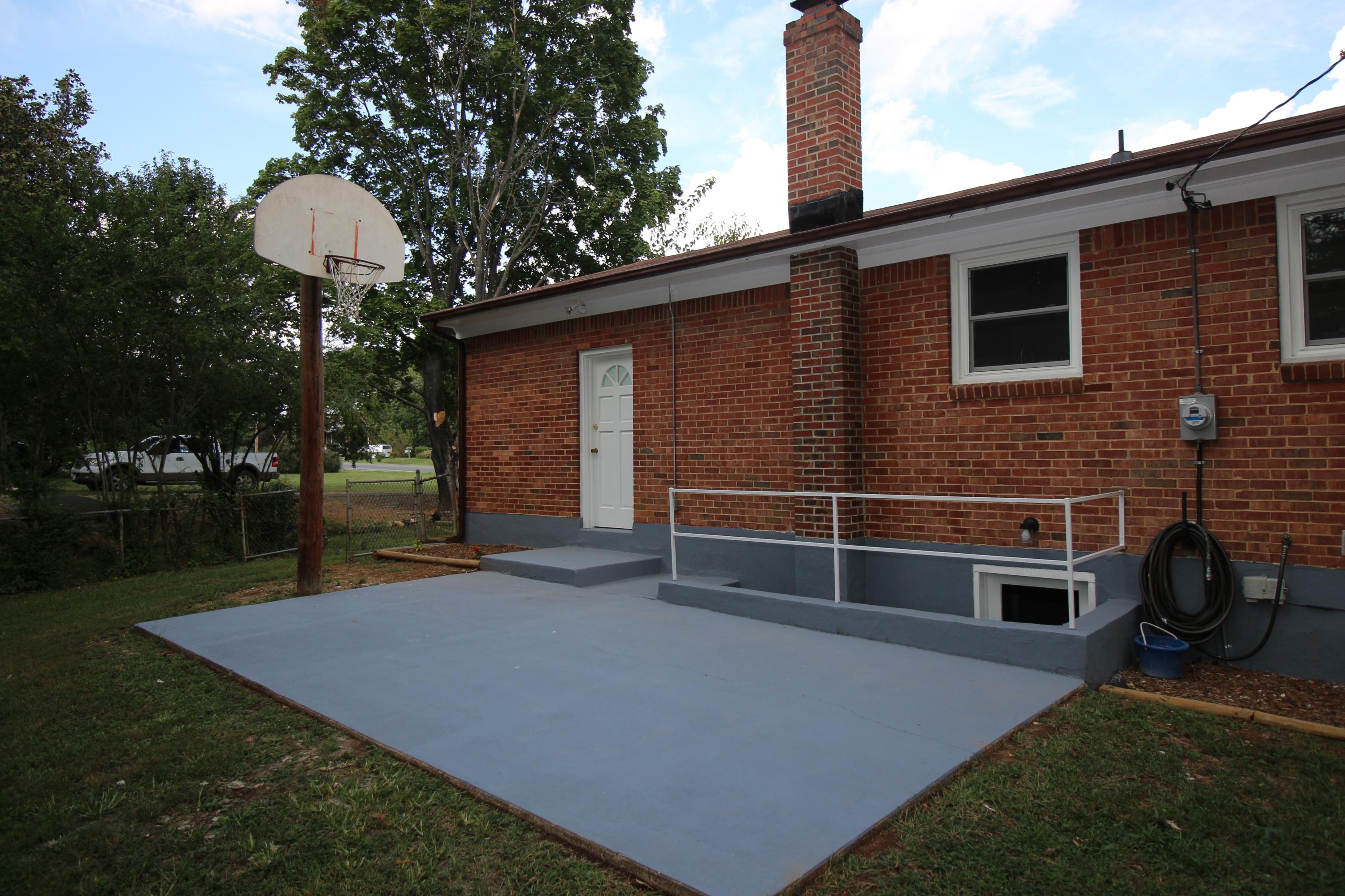 3532 Cove Road Roanoke, VA 24017 - Photo 33 of 40 IMG_3173