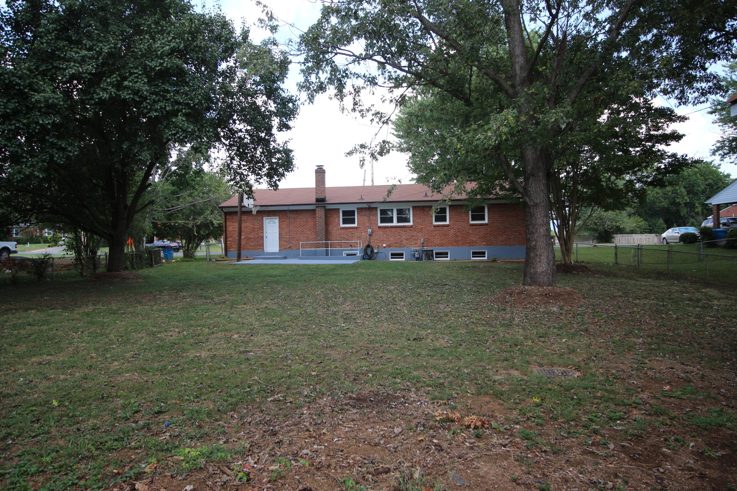 3532 Cove Road Roanoke, VA 24017 - Photo 34 of 40 IMG_3178
