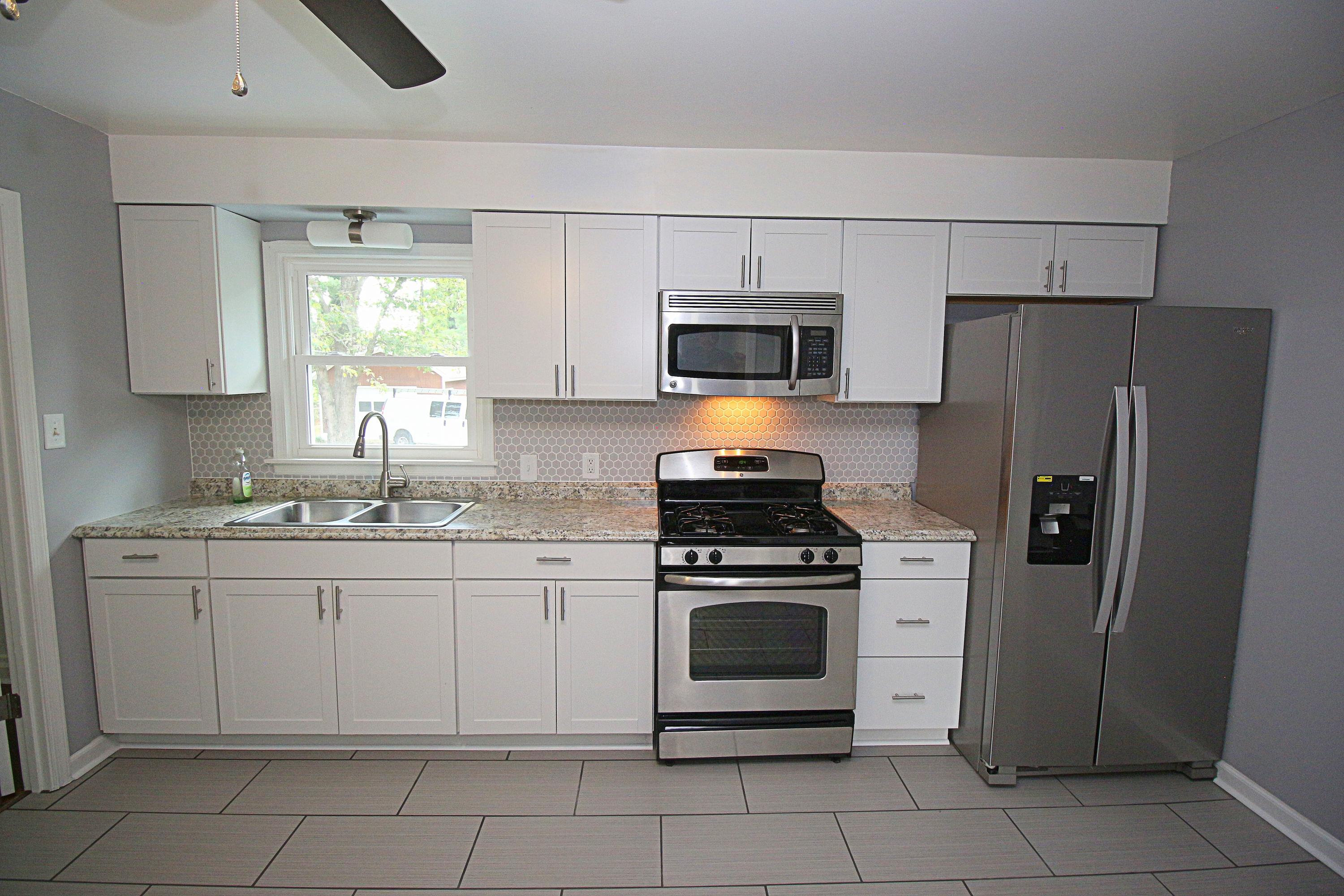3532 Cove Road Roanoke, VA 24017 - Photo 7 of 40 IMG_3146