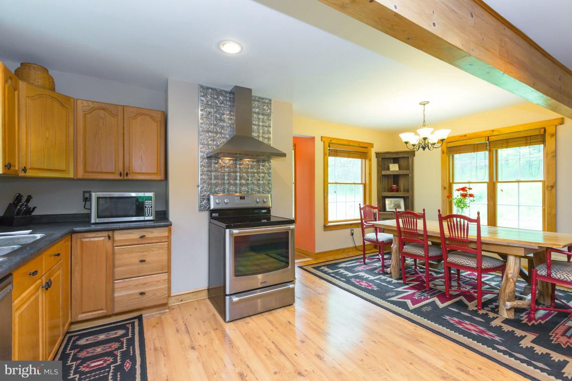 631 Bee Tree Road Parkton, MD 21120 - Photo 11 of 30 Kitchen with Stainless Steel Appliances