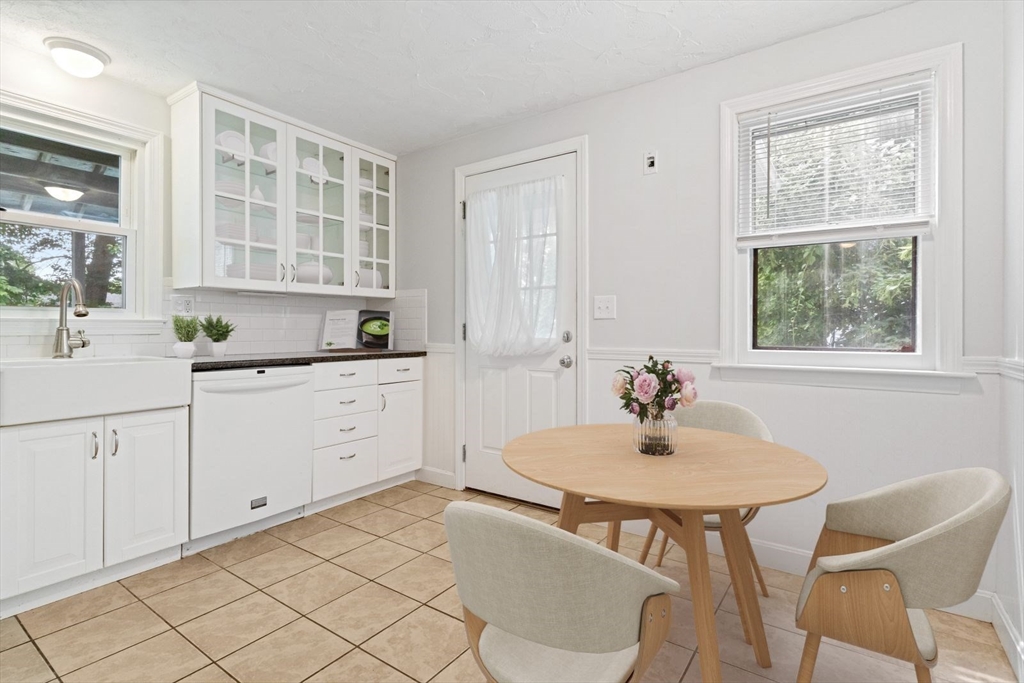 59 Jionzo Road Milford, MA 01757 - Photo 8 of 34 Gallery Image 8