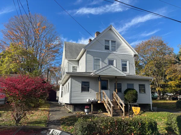 $2,150 | 49 North Harbor Street, Unit 1, Branford, CT 06405