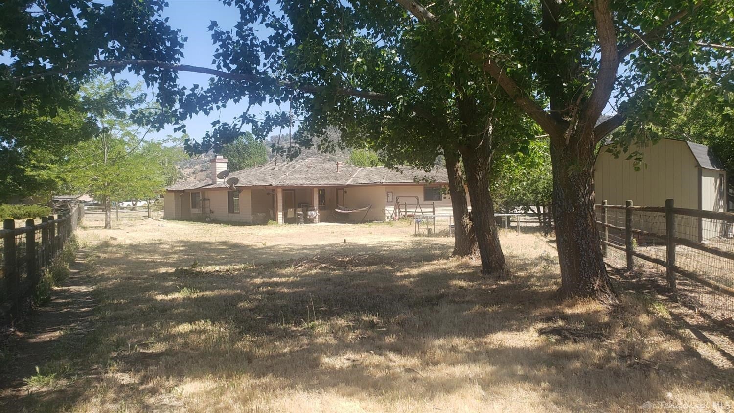 29451 Fawn Way Tehachapi, CA 93561 - Photo 3 of 27 Gallery Image 3