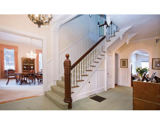 43 Upland Road Brookline, MA 02445 - Photo 4 of 5 Gallery Image 4