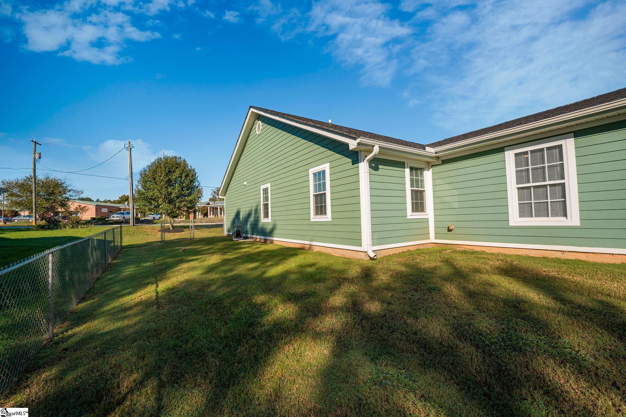 516 American Legion Road Greer, SC 29651 - Photo 29 of 34 Gallery Image 29