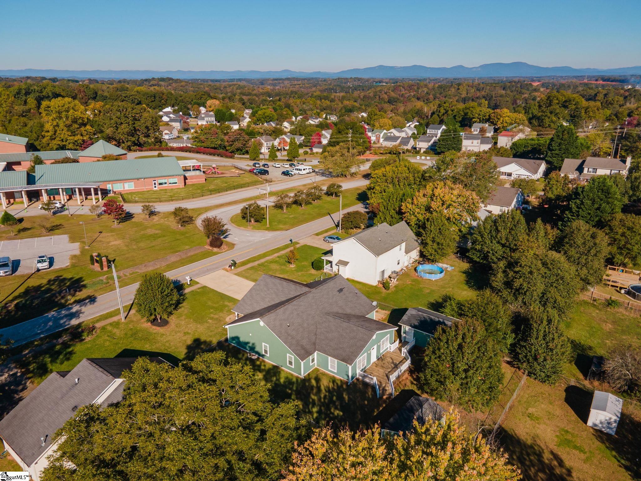 516 American Legion Road Greer, SC 29651 - Photo 32 of 34 Gallery Image 32