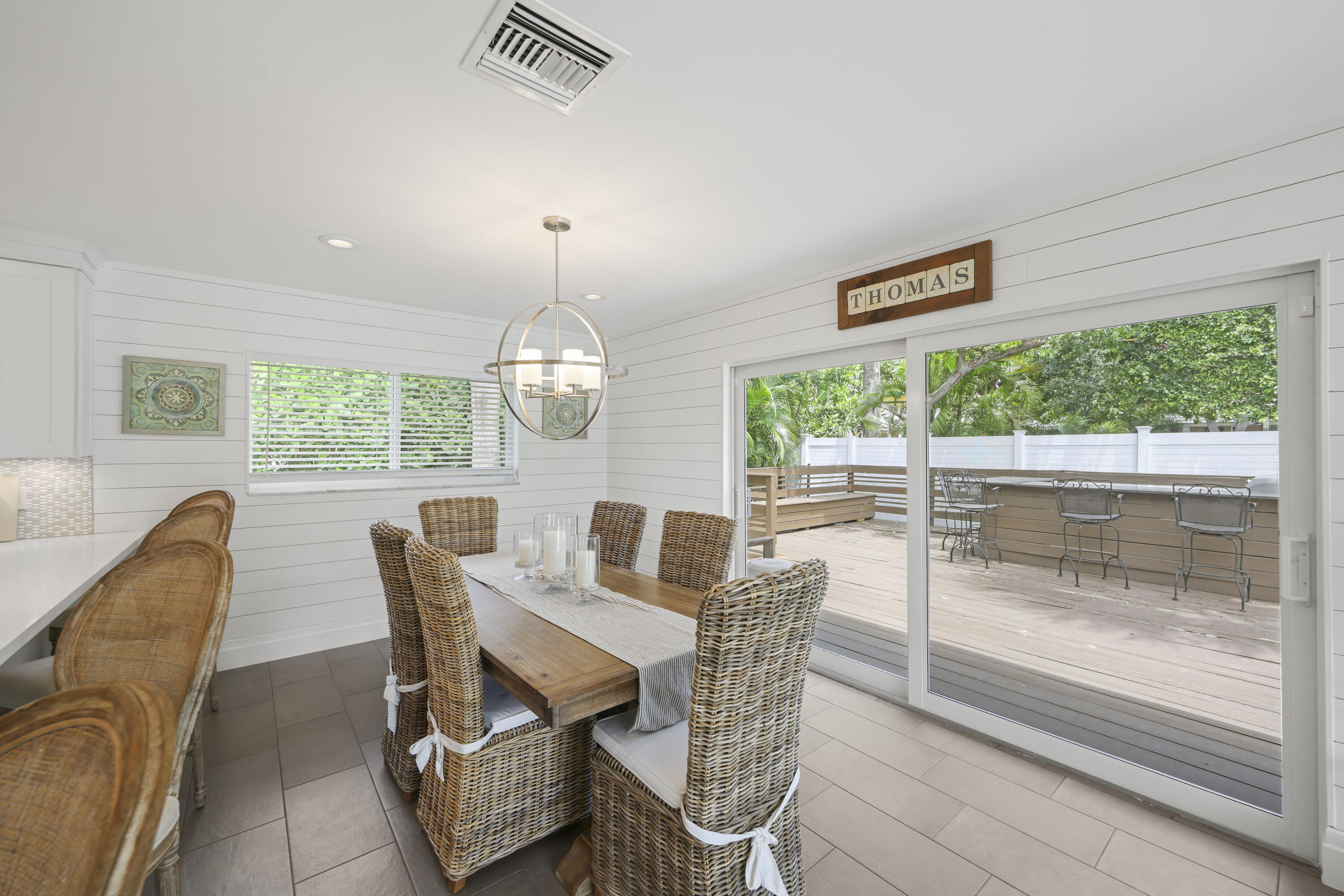 621 Apple Tree Lane Boca Raton, FL 33486 - Photo 26 of 49 621 Apple Tree Lane - 24.jpg-FULL