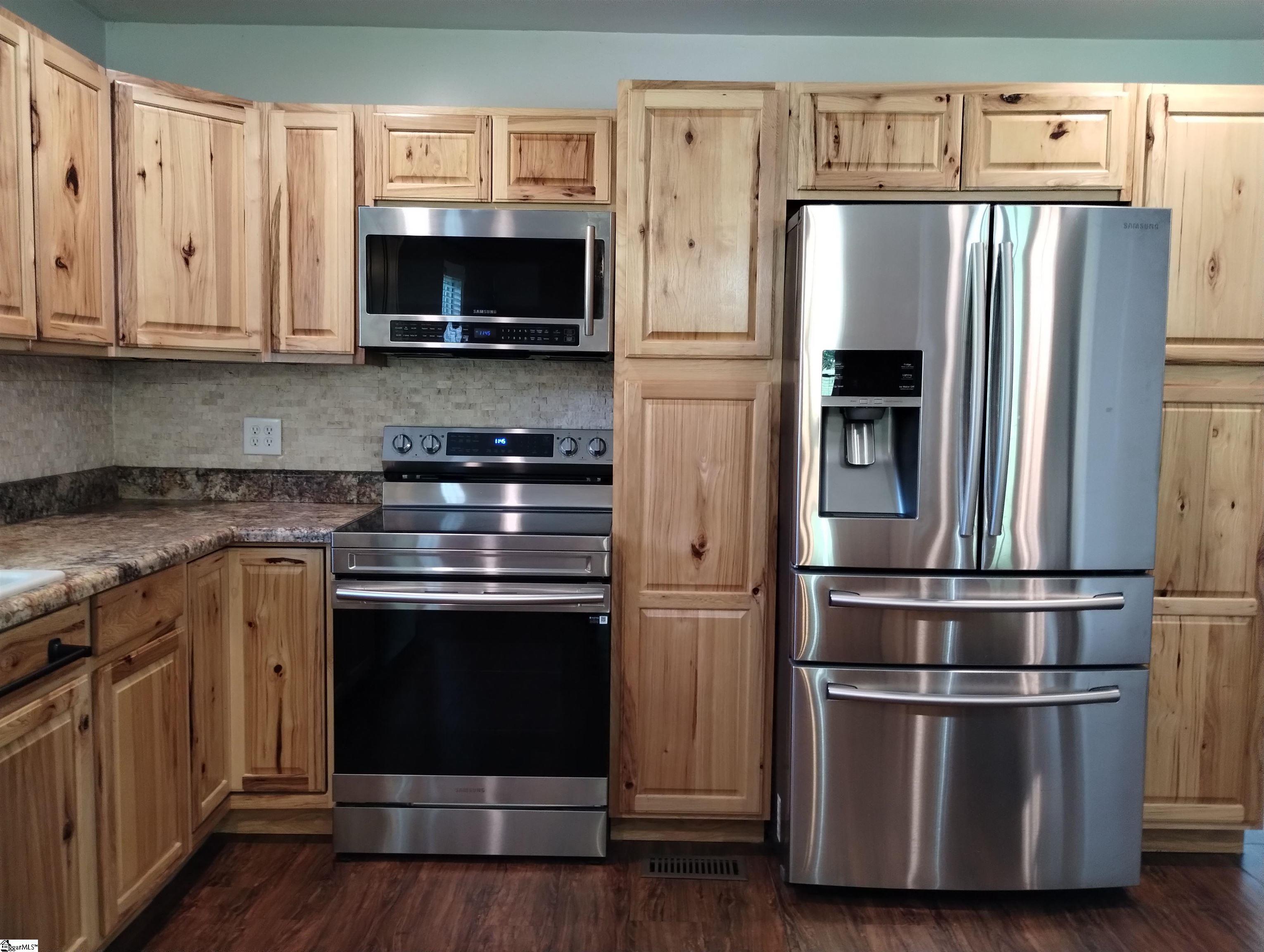 127 Eden Lane Central, SC 29630 - Photo 4 of 25