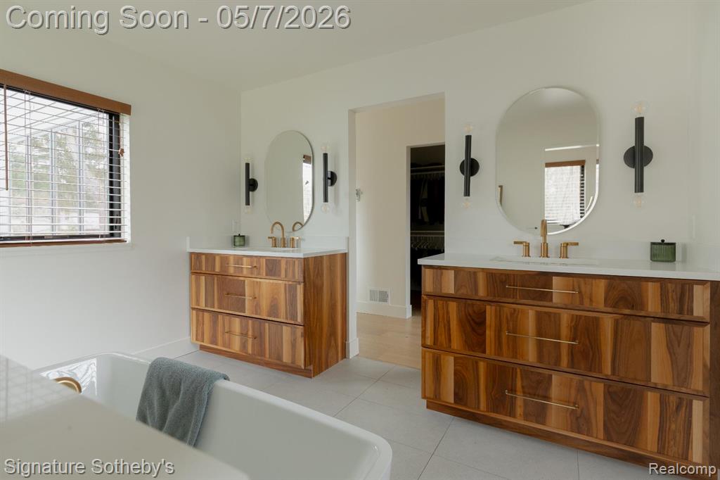 4720 Dover Road Bloomfield Hills, MI 48304 - Photo 40 of 60