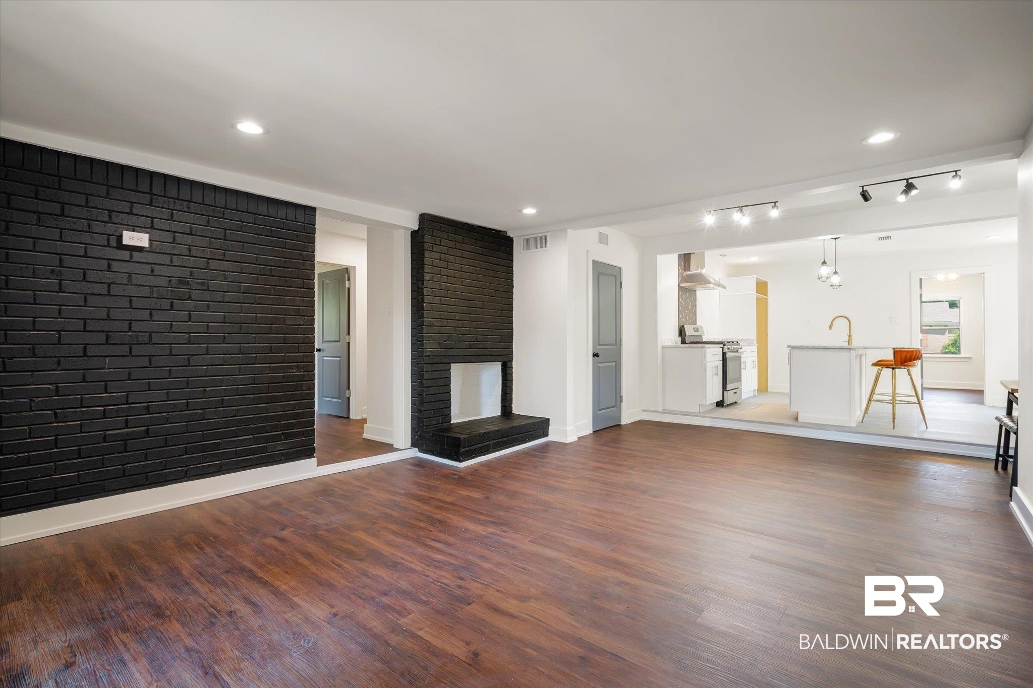 2259 Clinton Street Mobile, AL 36617 - Photo 7 of 20