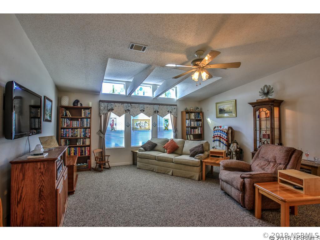 628 Portside Lane Edgewater, FL 32141 - Photo 11 of 27 Gallery Image 11