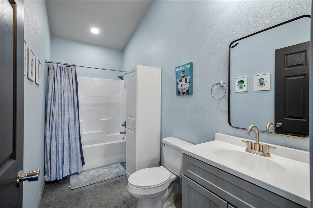 1026 VZ County Road Canton, TX 75103 - Photo 16 of 40 a bathroom with a sink toilet and shower