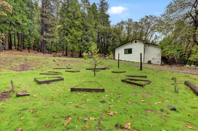 $685,000 | 13815 Franciscan Way, Grass Valley, CA 95945