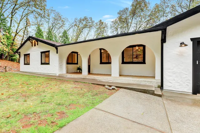 $685,000 | 13815 Franciscan Way, Grass Valley, CA 95945