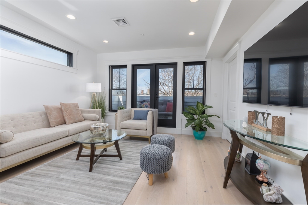 331 Chelsea Street, Unit 4 Boston, MA 02128 - Photo 6 of 14