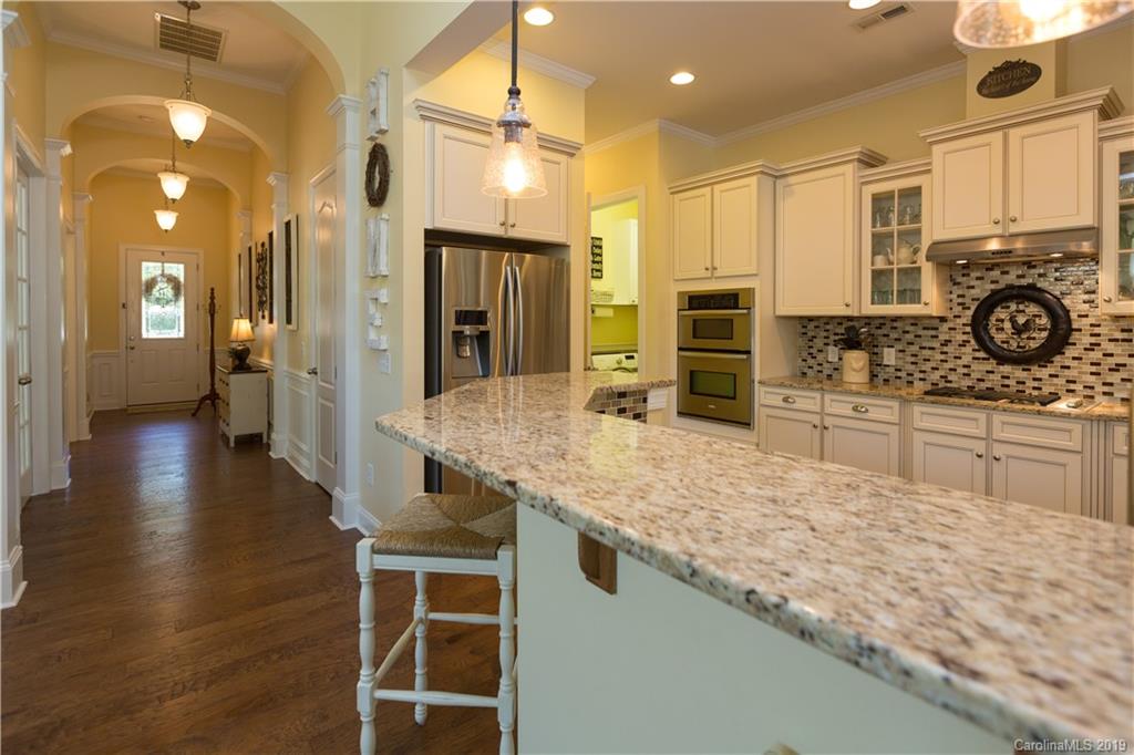 956 Treasure Court Fort Mill, SC 29708 - Photo 5 of 48