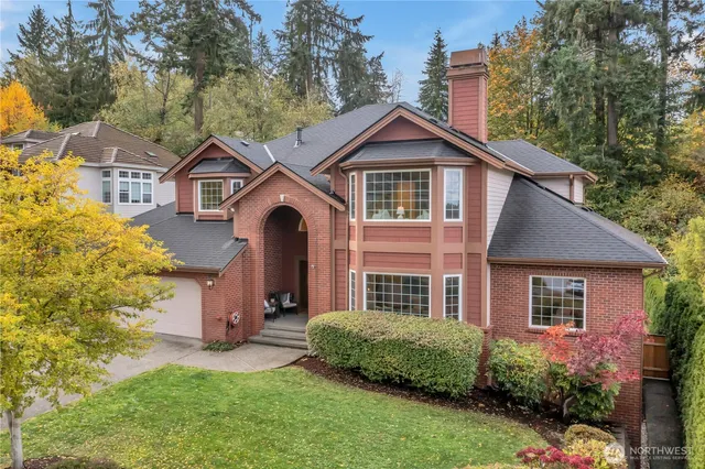 $2,199,000 | 21508 32nd Place West, Brier, WA 98036