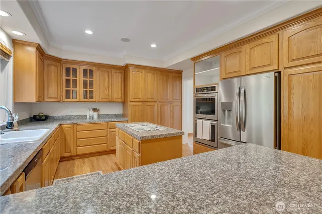 $2,199,000 | 21508 32nd Place West, Brier, WA 98036