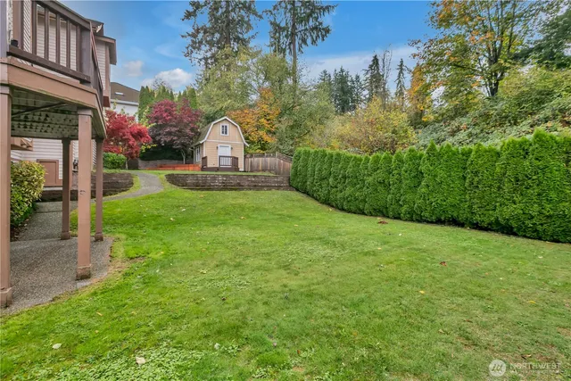 $2,199,000 | 21508 32nd Place West, Brier, WA 98036