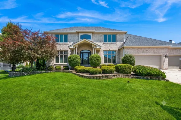 $999,000 | 2207 Leverenz Road, Naperville, IL 60564