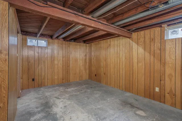 $74,900 | 607 St Johns Avenue Southeast, Red Lake Falls, MN 56750