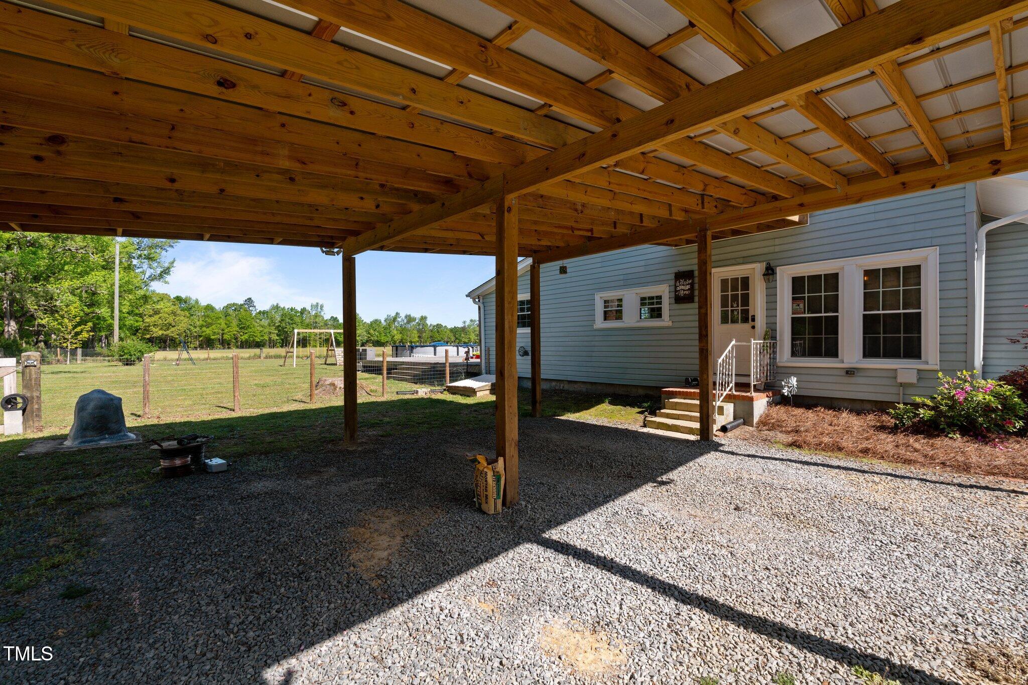 8211 Julian Road Dunn, NC 28334 - Photo 8 of 30 42-web-or-mls-DSC09850