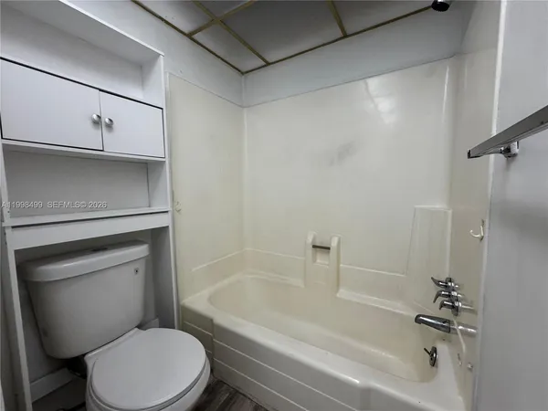 $1,500 | 2800 Northwest 56th Avenue, Unit D401, Lauderhill, FL 33313