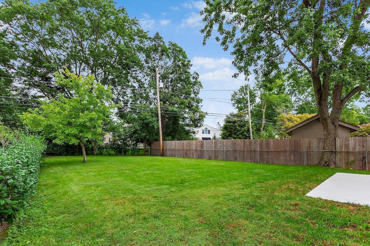 2242 Wickliffe Road Columbus, OH 43221 - Photo 5 of 41 20181031161943011473000000-o