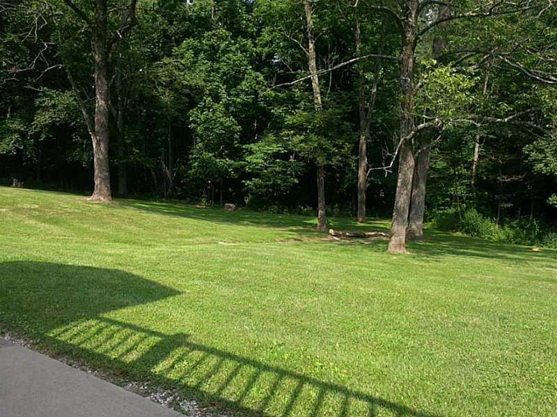 8675 Carmel Ridge Road Morgantown, IN 46160 - Photo 9 of 18 Gallery Image 9