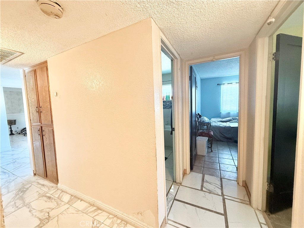 135 South Broadway Street Ridgecrest, CA 93555 - Photo 26 of 46
