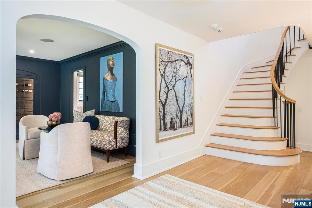 495 Ridgewood Avenue Glen Ridge, NJ 07028 - Photo 5 of 44 Gallery Image 5