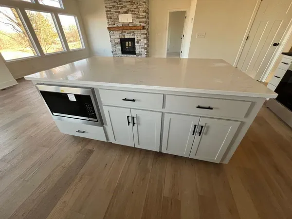 $648,000 | 13525 Oakridge Drive, Kearney, MO 64060