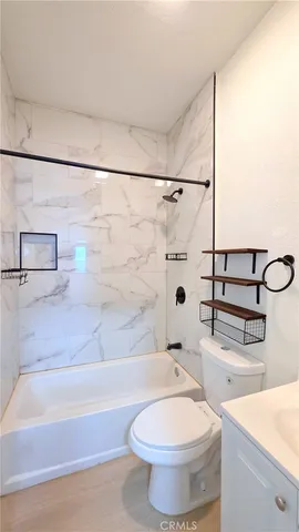 $2,000 | 167 North 4th Avenue, Upland, CA 91786