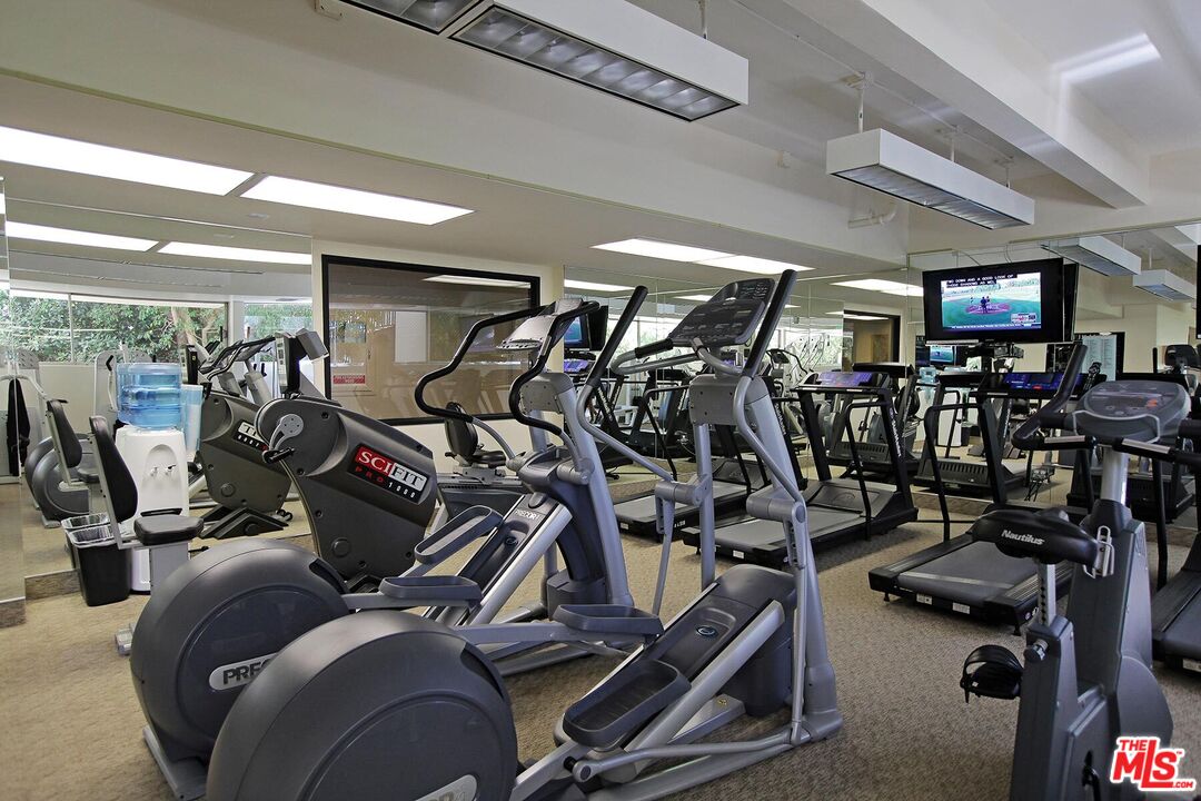 2220 Avenue Of The Stars, Unit 1706 Los Angeles, CA 90067 - Photo 15 of 16