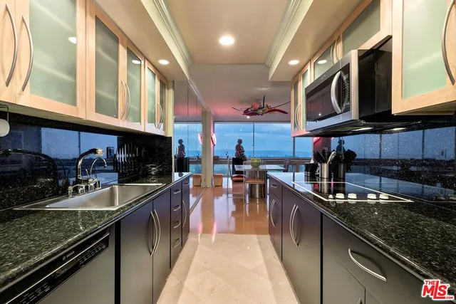 $1,495,000 | 2220 Avenue Of The Stars, Unit 1706, Los Angeles, CA 90067