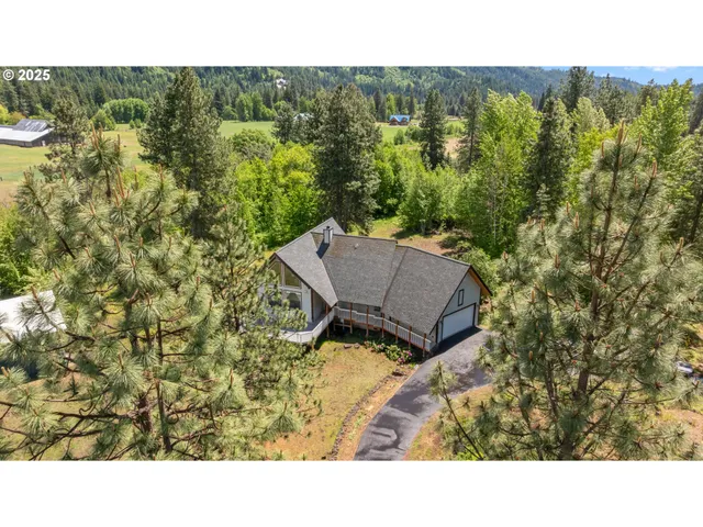 $999,000 | 26 Mountain View Lane, Trout Lake, WA 98650