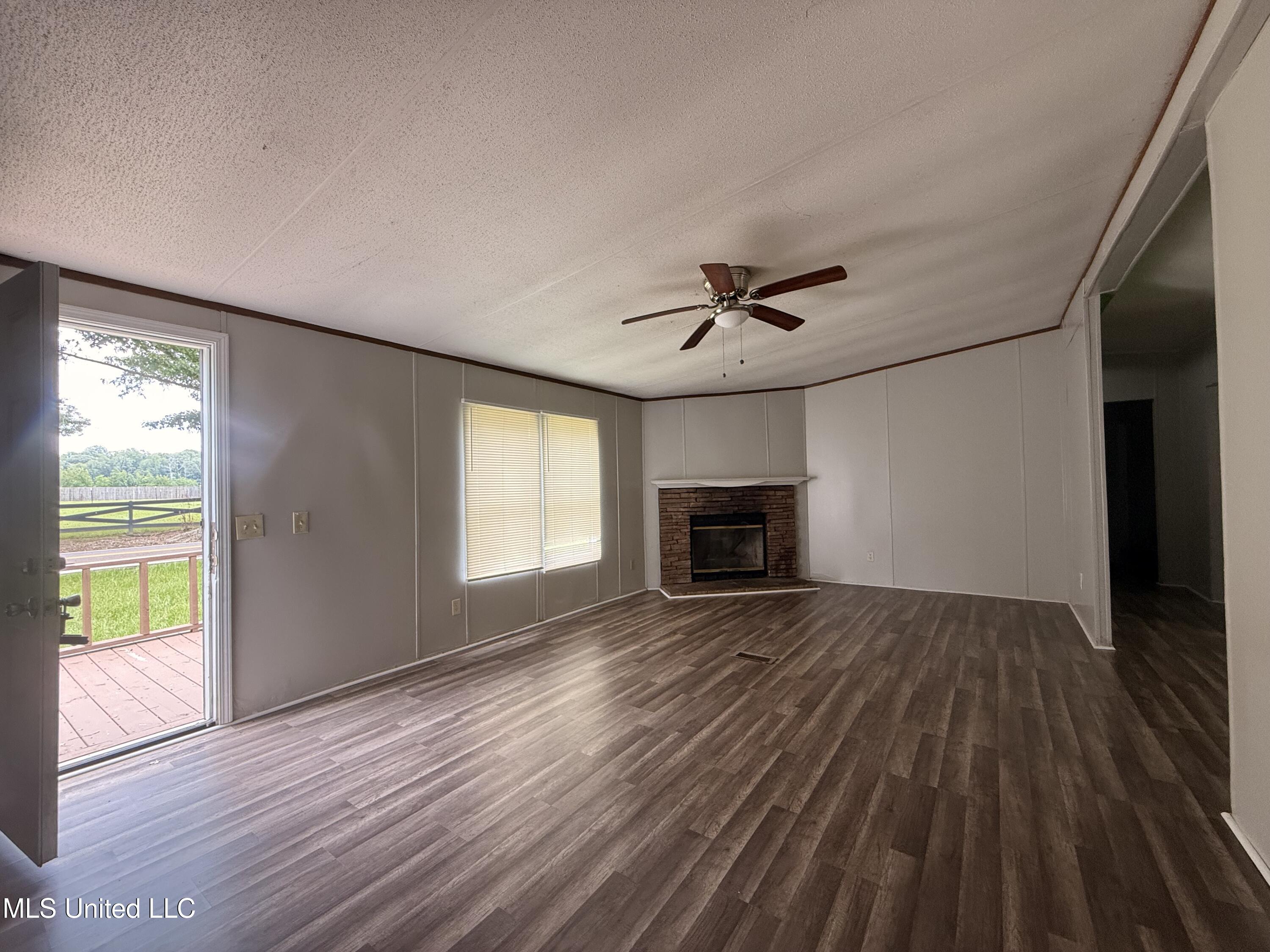 315 Boteler Road Florence, MS 39073 - Photo 4 of 18 IMG_0716