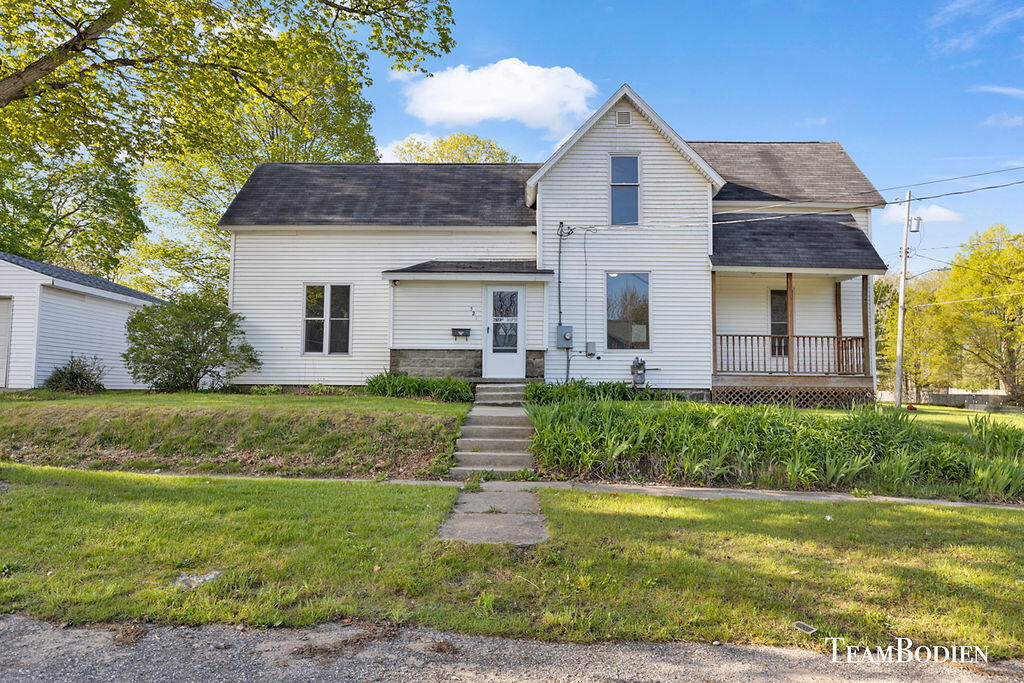 321 West Isabelle Street Belding, MI 48809 - Photo 1 of 25 2F9A1361