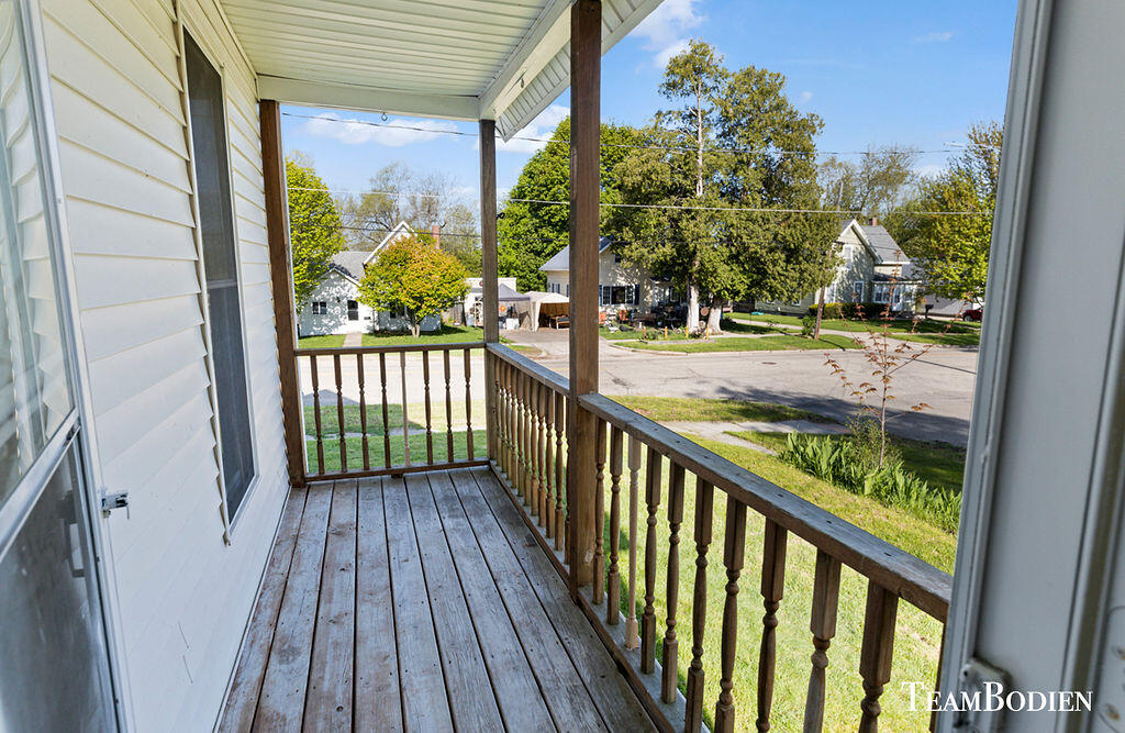 321 West Isabelle Street Belding, MI 48809 - Photo 16 of 25 2F9A1412