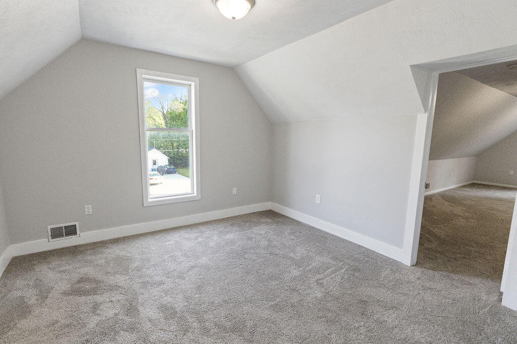 321 West Isabelle Street Belding, MI 48809 - Photo 22 of 25 2F9A1433