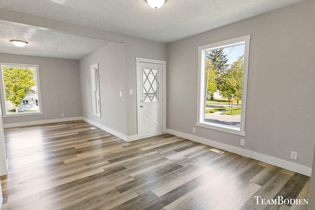 321 West Isabelle Street Belding, MI 48809 - Photo 10 of 25 2F9A1385