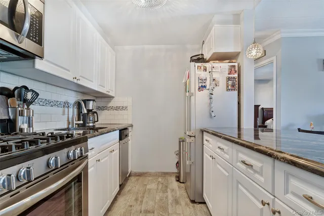 $425,000 | 138 Beach 125th Street, Unit 3C | Rockaway Park