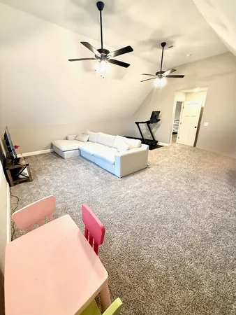 $2,800 | 446 Spiderwort Drive, Clarksville, TN 37043