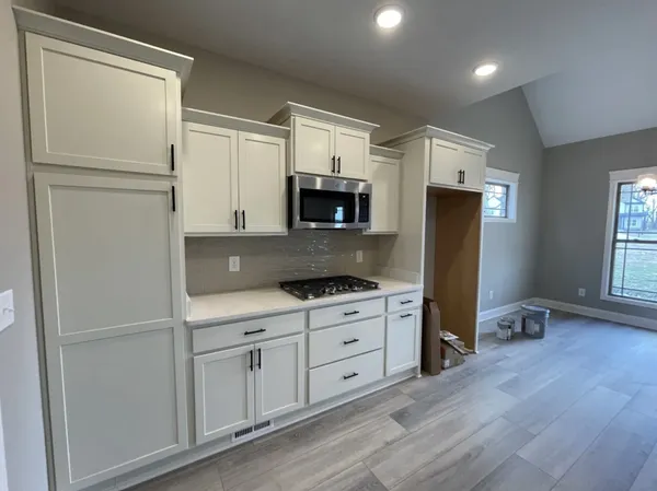 $2,800 | 446 Spiderwort Drive, Clarksville, TN 37043