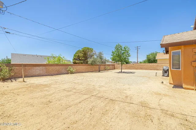 $375,000 | 9950 Karen Avenue, California City, CA 93505