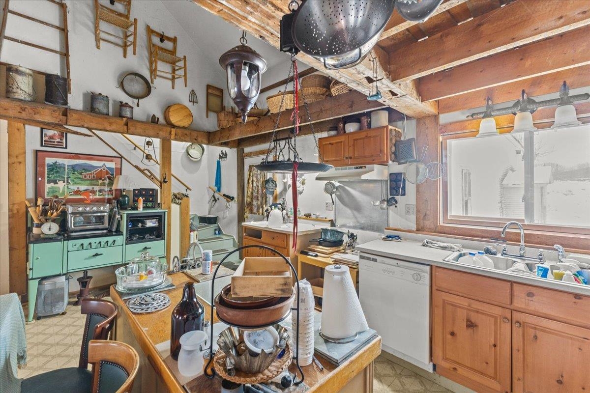 464 Mudgett Hill Road Johnson, VT 05656 - Photo 9 of 36