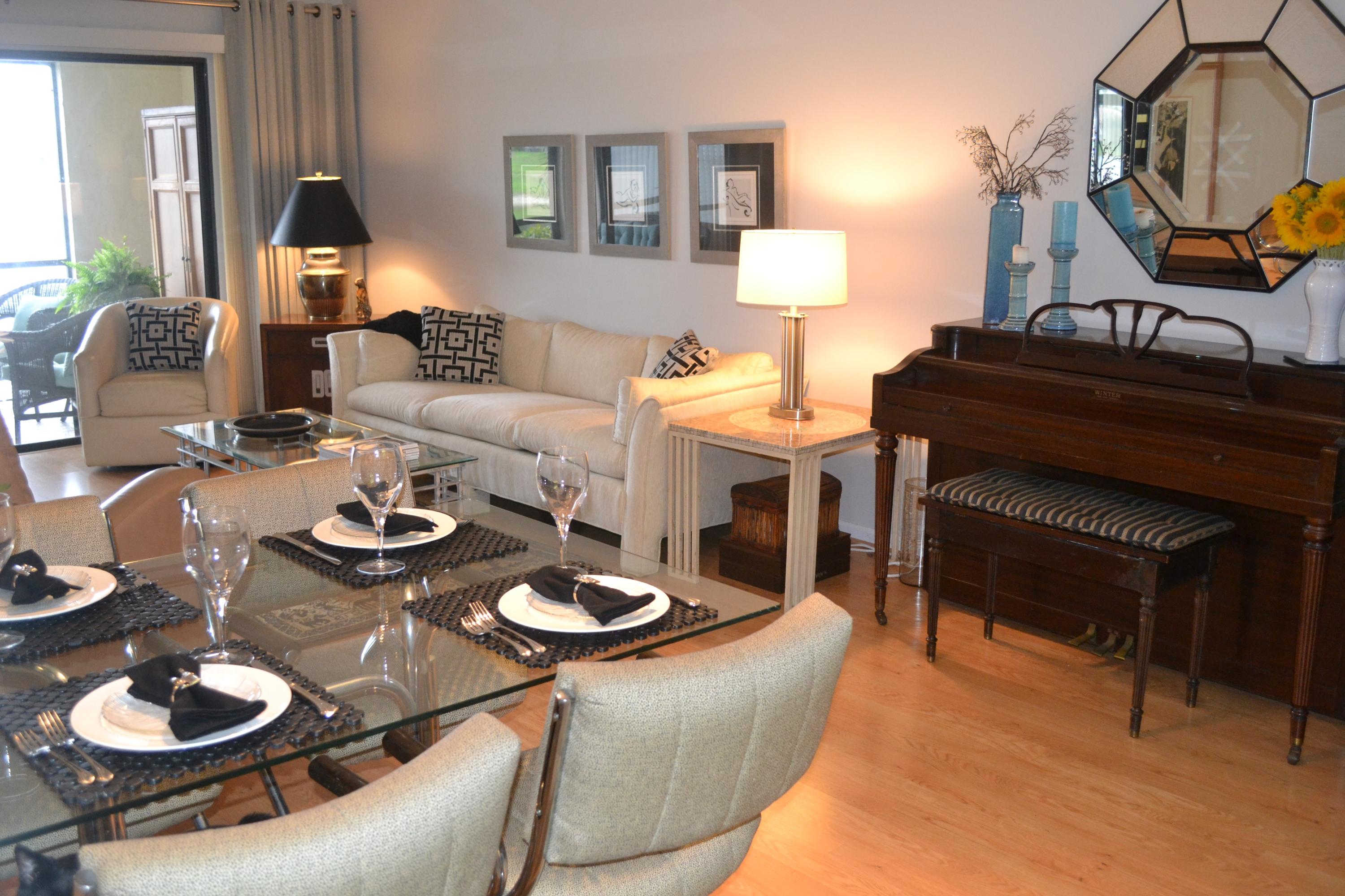 2600 Greenwood Terrace, Unit 112 Boca Raton, FL 33431 - Photo 4 of 28 Dinning & Living Rooms
