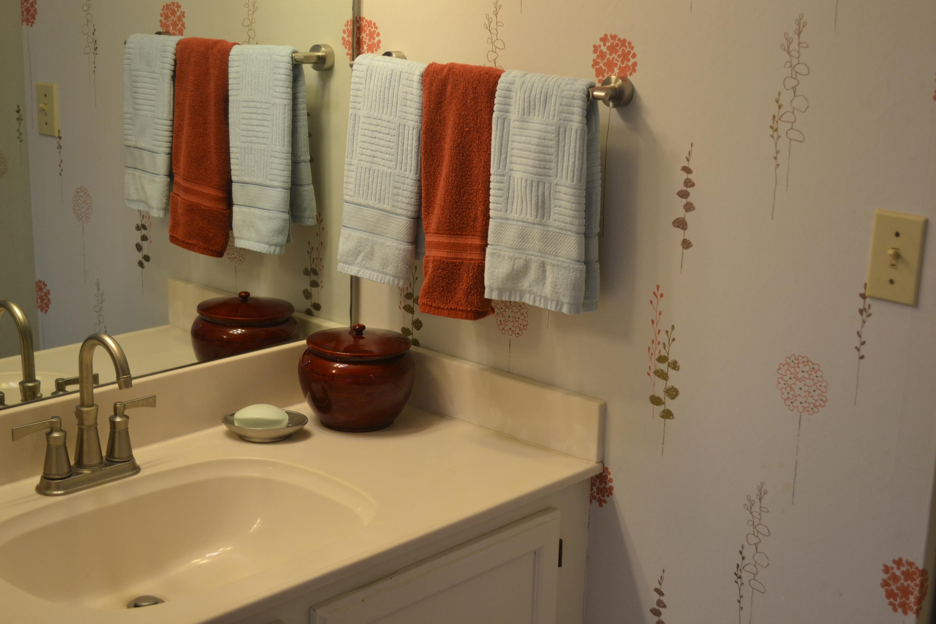 2600 Greenwood Terrace, Unit 112 Boca Raton, FL 33431 - Photo 9 of 28 Master Bath Vanity Sink