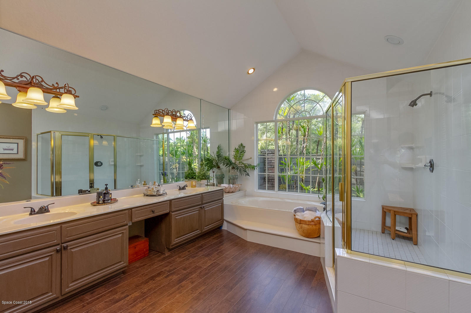 2555 Cox Road Cocoa, FL 32926 - Photo 19 of 42 Master Bath
